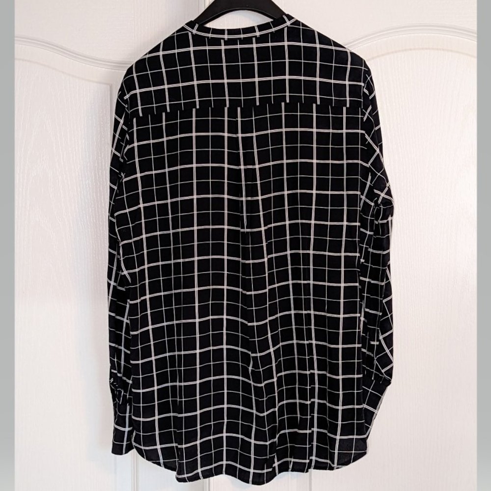 Gap Black And White Patterned Blouse - image 3